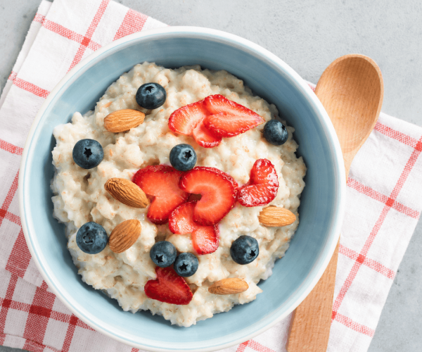 circle-diet-oatmeal-fresh-fruit-breakfast (1)